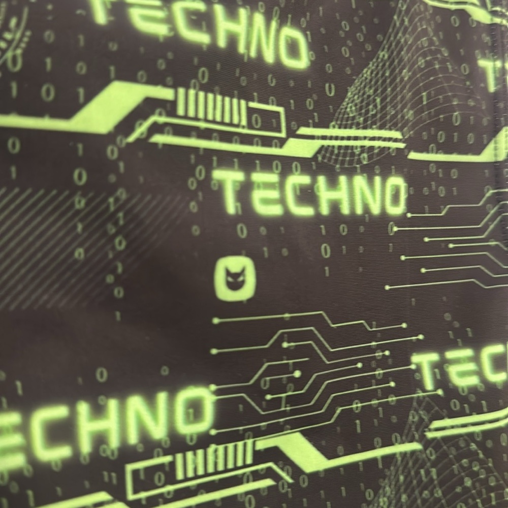 Techno Cropped Top - Picture 6 of 6